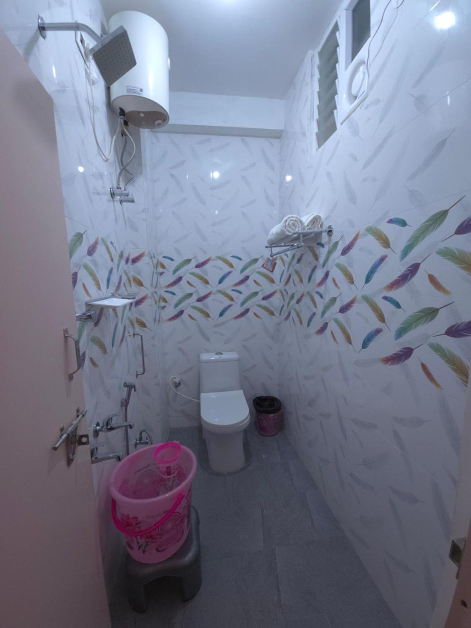Hotel Shreem Sesha Sai Residency Tiruvannāmalai Zimmer foto